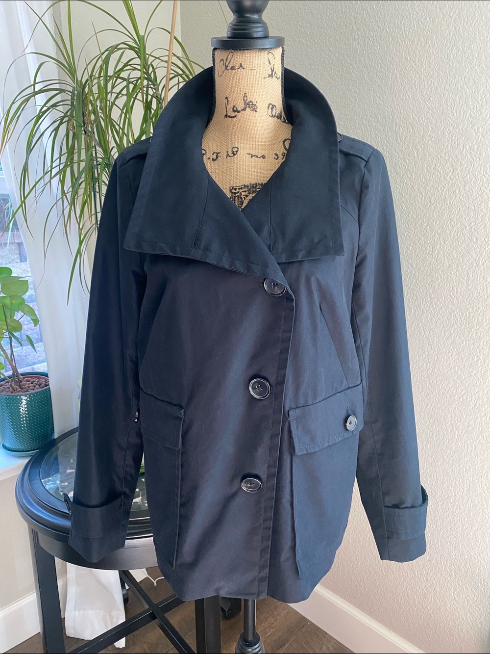 Gap Jacket - Picture 11 of 11